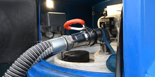 ChemPlus utiliza CEJN Smartflow para una transferencia segura de AdBlue