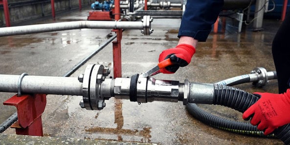 Reynolds培训服务公司使用Smartflow 干式接头进行安全教育培训