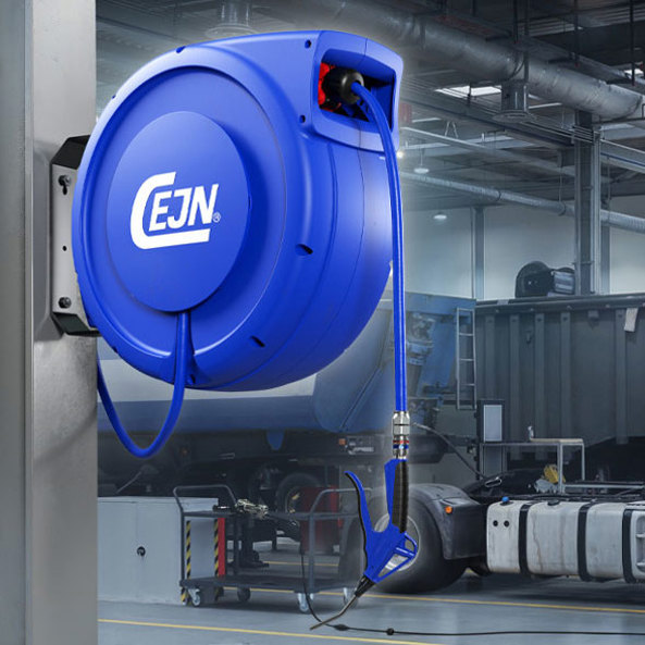 SafetyReel G2 ホース・ケーブルリール – より遠くまで、最大の性能を発揮